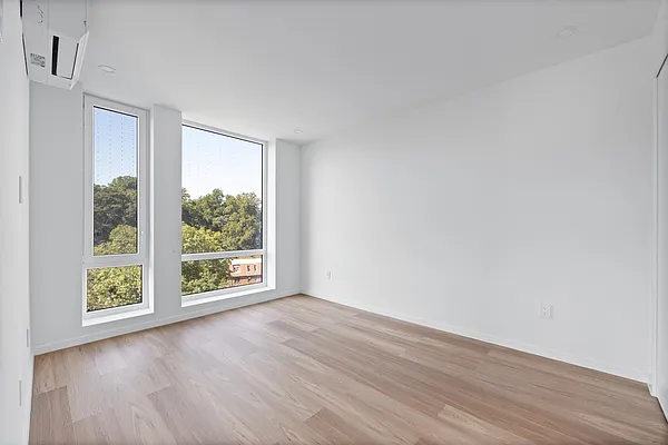 Rented by Polaris Property Group | media 11