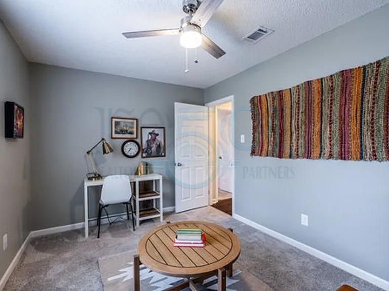 116 Tiffany Cir — Photo 30