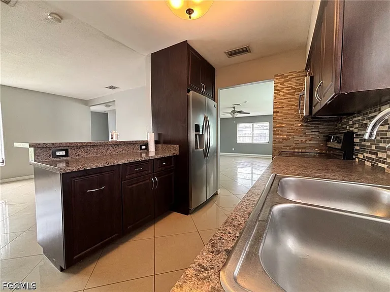209 Punta Alta Ct — Photo 13
