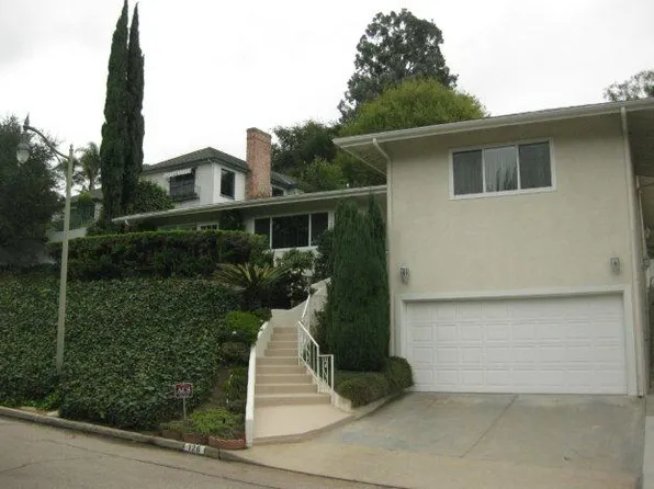 126 N Thurston Ave, Los Angeles, CA 90049