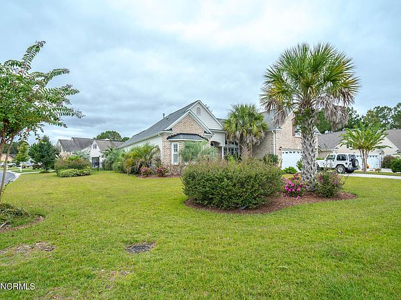 4th image of 703 Royal Fern Court