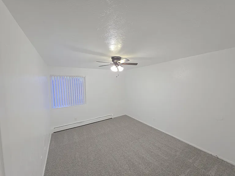 Aspen Leaf Apartments — Photo 13