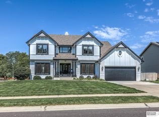 1100 Hickory Hill Rd, Papillion, NE 68046