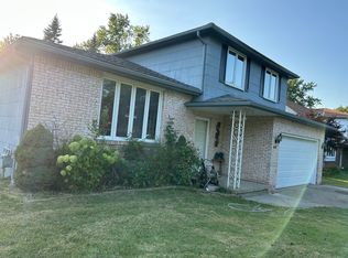 88 Palmdale Dr, Buffalo, NY 14221
