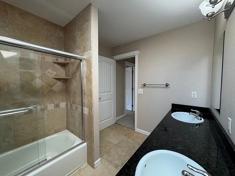 4467 Castlerock Dr — Photo 49