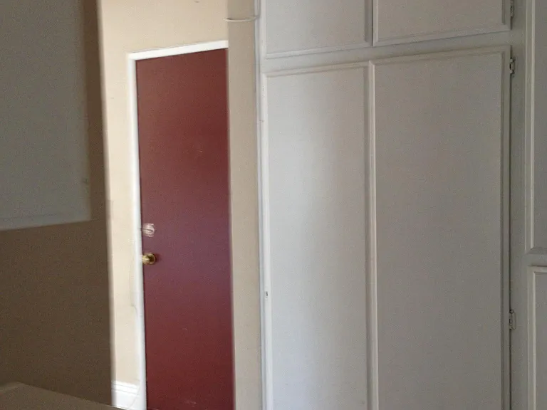 12622 Kornblum Ave #2 — Photo 10