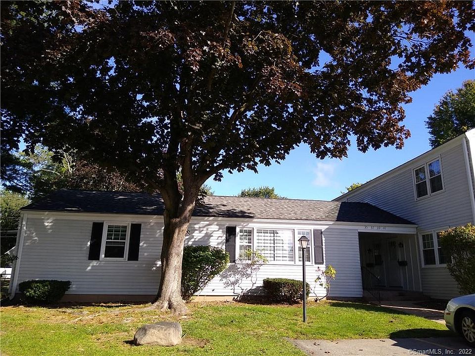 1st image of 35 Butternut Dr Unit 35