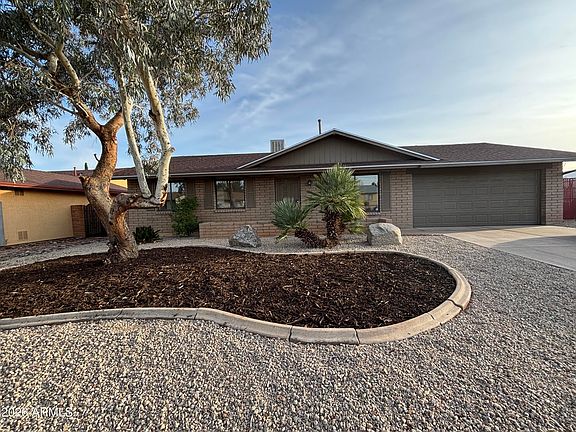 2nd image of 970 COTTONWOOD Drive