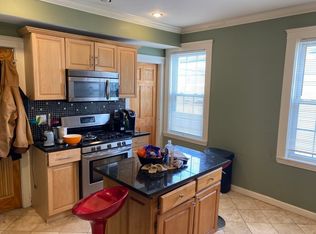 19 Pleasant St #2, Boston, MA 02125