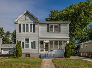 618 E Walnut St, Bloomington, IL 61701