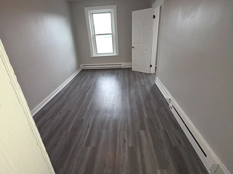 533 Broadway #5 — Photo 6