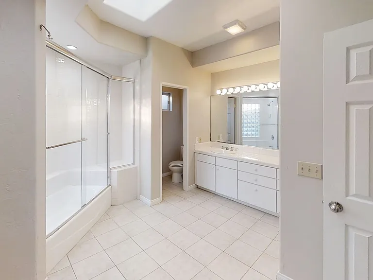 6243 Dorothy Dr — Photo 17