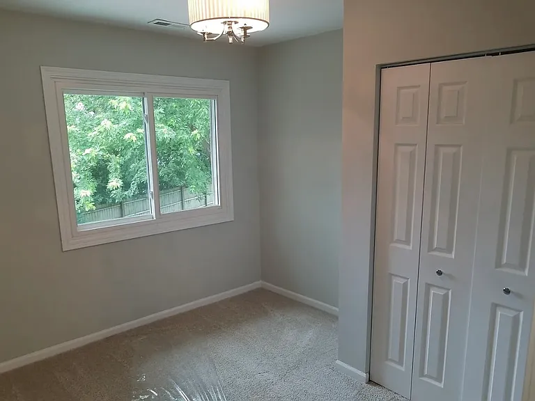 5730 Essex Ct — Photo 5