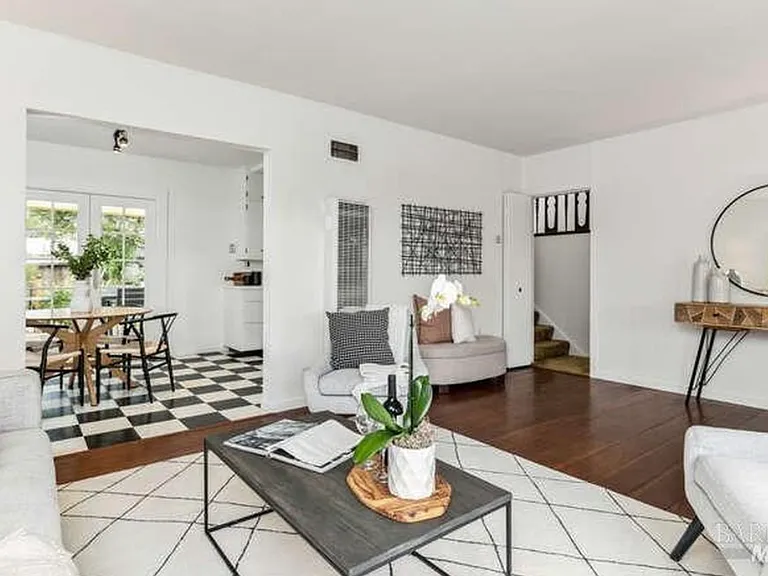 33 Amicita Ave — Photo 8