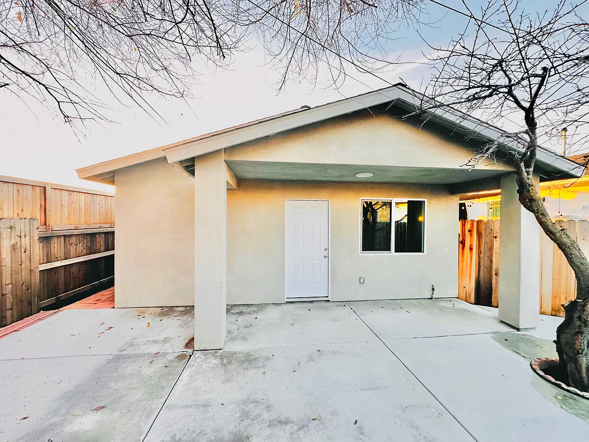Building Photo - Rhoads Ave