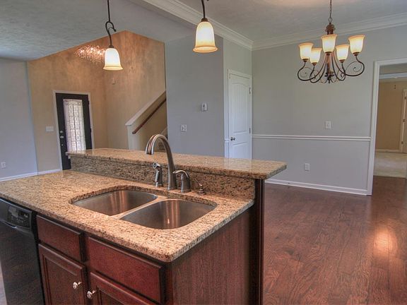 5th image of 2044 Audubon Ln