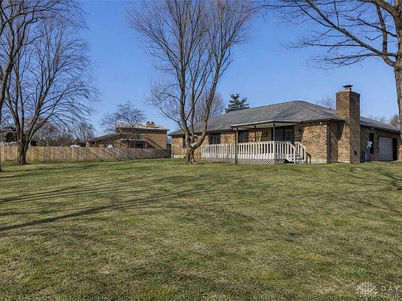 2nd image of 318 Joy Elizabeth Dr