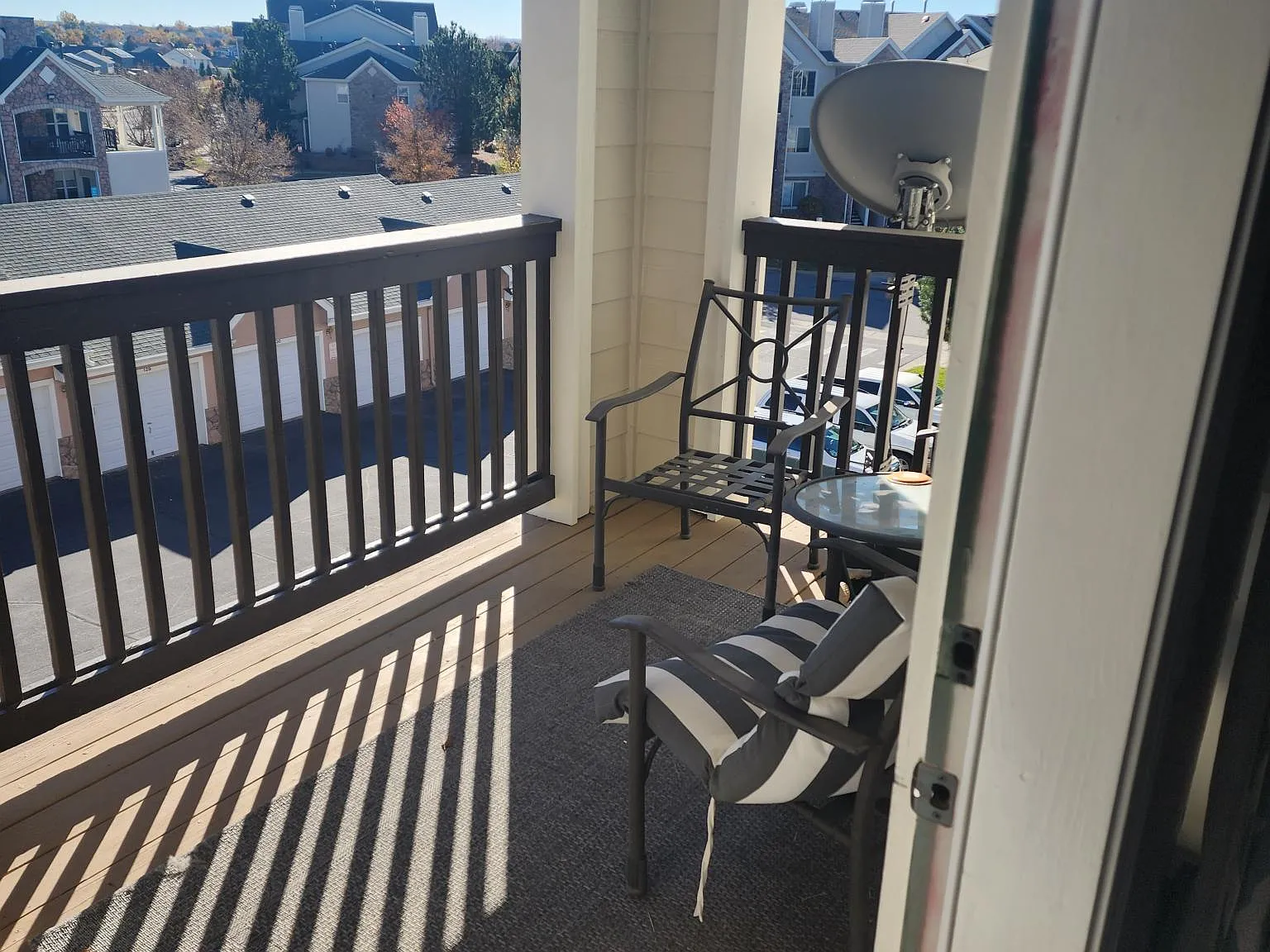 2 bed, 1285 sqft, $2,100 — Photo 2