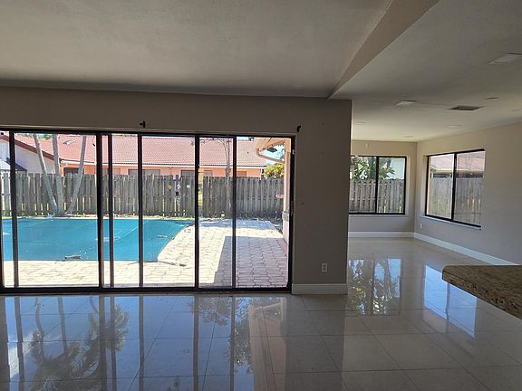 5th image of 7440 NW 42nd Court