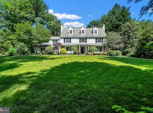 837 Maplewood Rd, Wayne, PA 19087