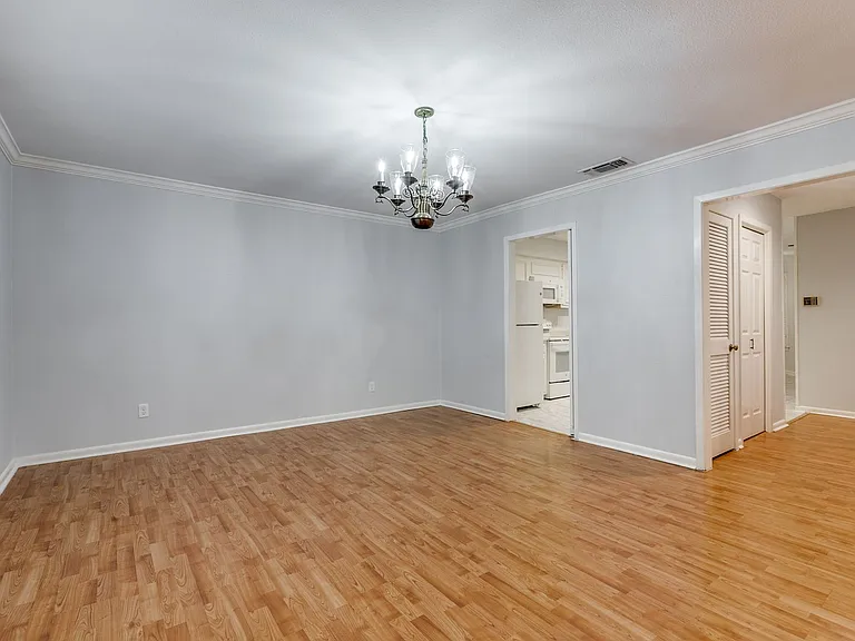 2611 Eisenhauer Rd #903 — Photo 5