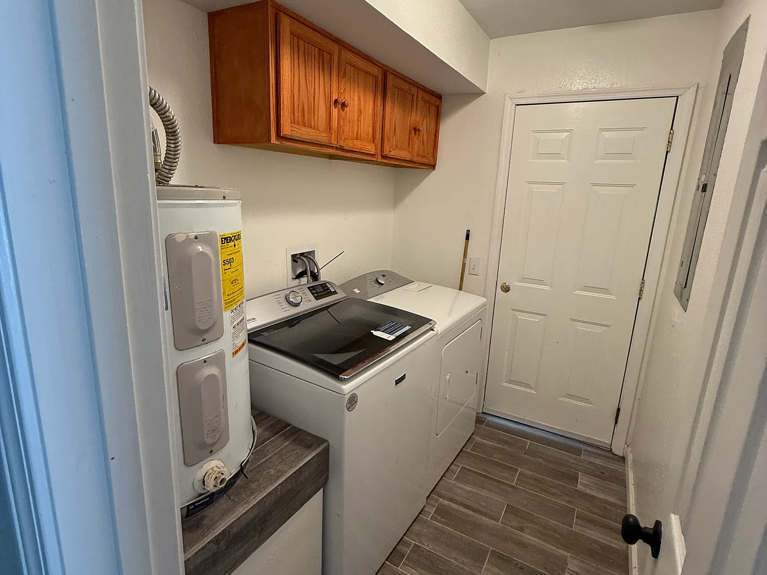 4 bed, 1714 sqft, $2,200 — Photo 2