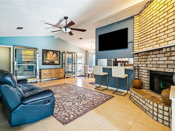 3rd image of 3405 Richland Ave