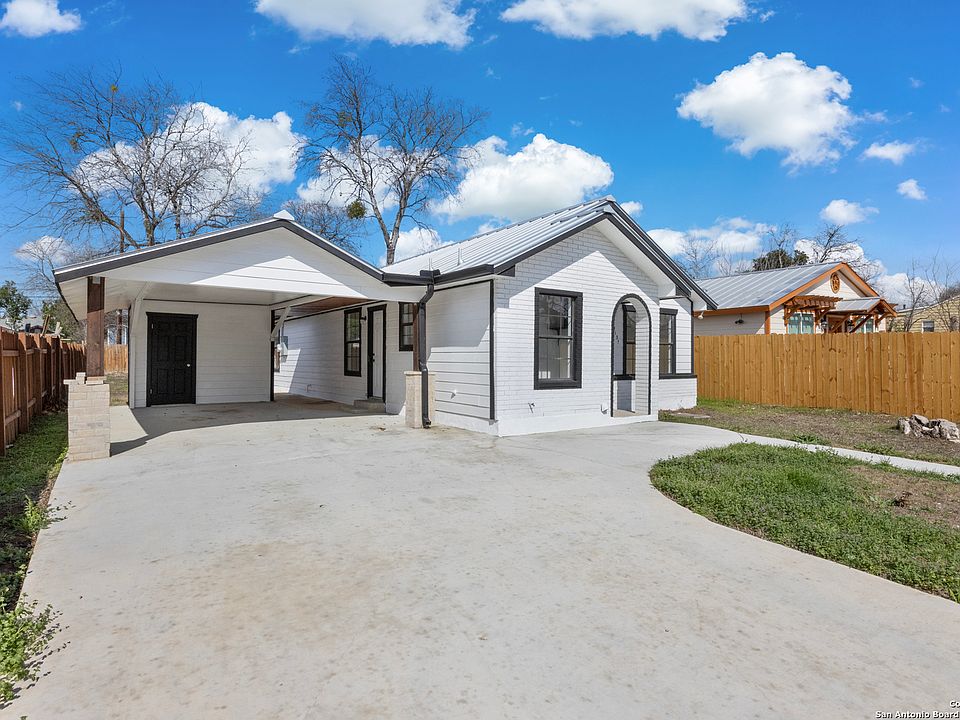 1st image of 1131 W Hermosa
