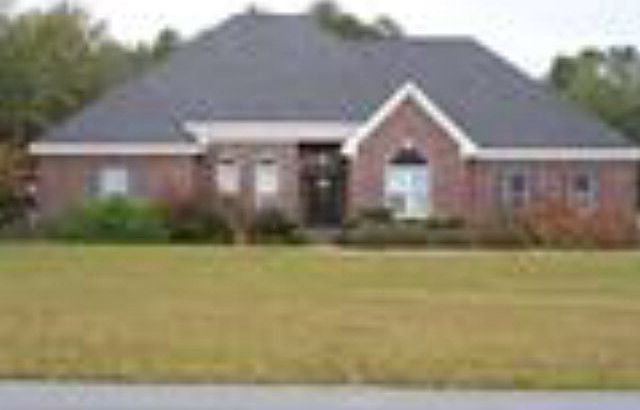 1st image of 288 Memorial Dr