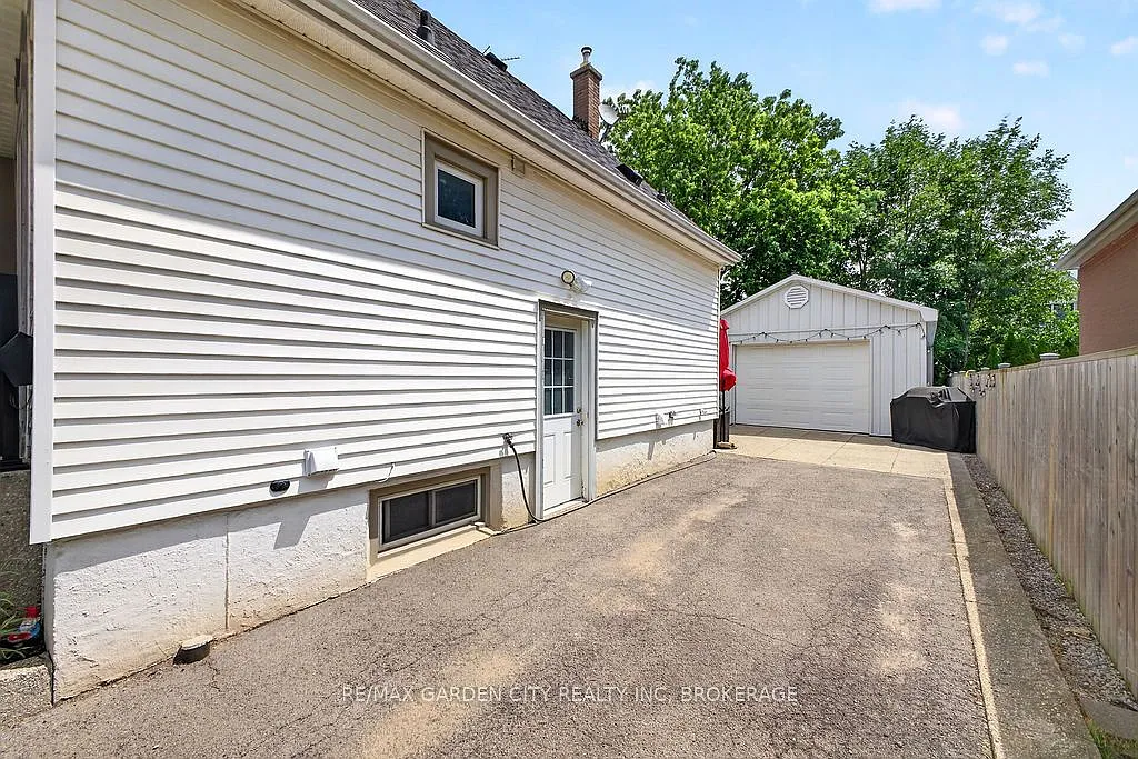 1 bed, $1,650 — Photo 2