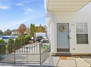 26 Dover Ct, Tinton Falls, NJ 07712