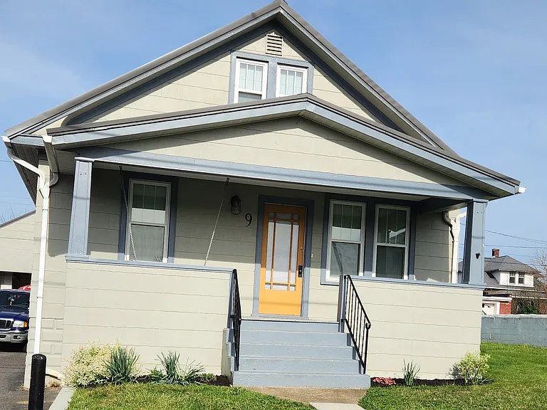 9 Mullen St — Photo 1