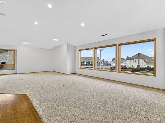 4th image of 2277 SW Nancy Pl