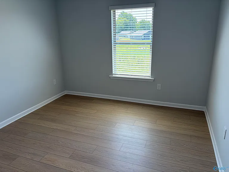 169 Labrador Ln — Photo 13