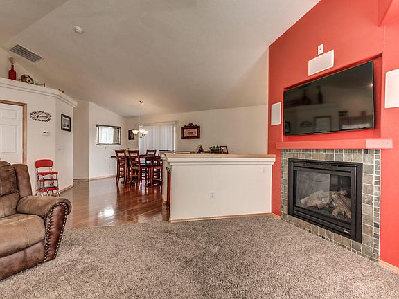 5th image of 9123 N Great Hall Dr