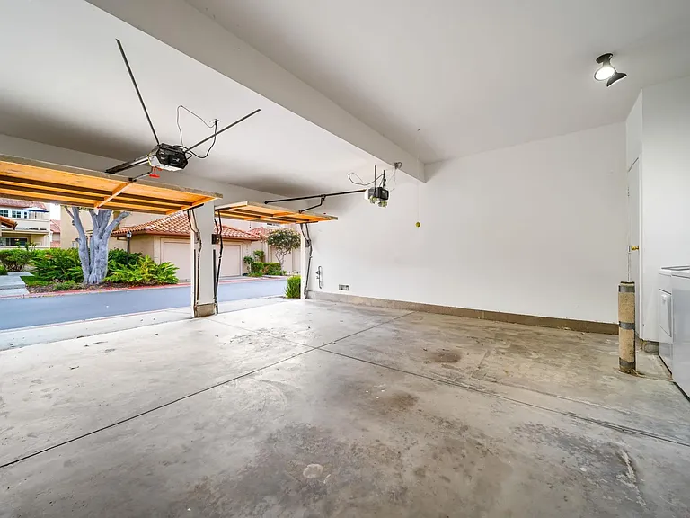 3876 Creststone Pl — Photo 34