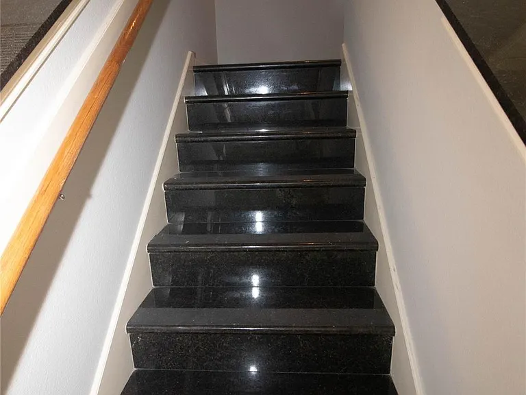2202 Crossmill Ln — Photo 27