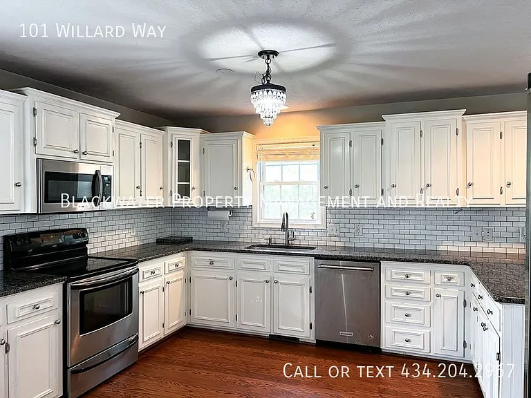 101 Willard Way — Photo 5