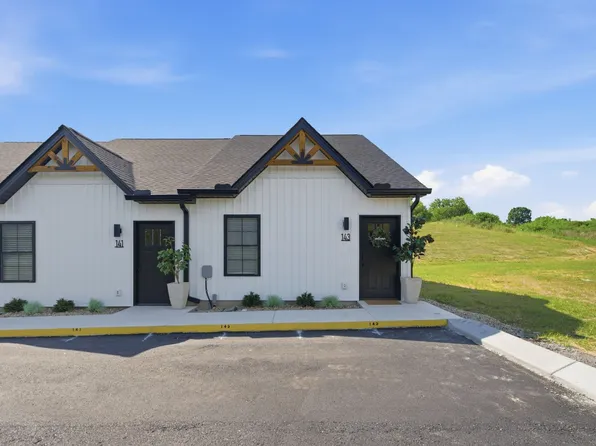 141 Deer Valley Dr E #141, Gordonsville, TN 38563