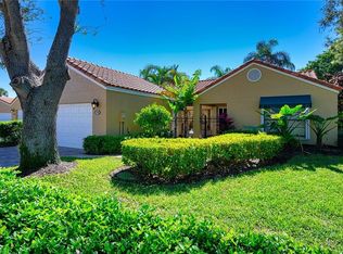 772 Reef Point Cir #55, Naples, FL 34108