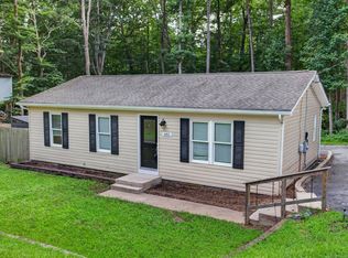 482 Round Up Rd, Lusby, MD 20657