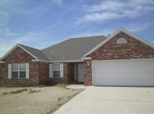 530 Red Bud St, Centerton, AR 72719