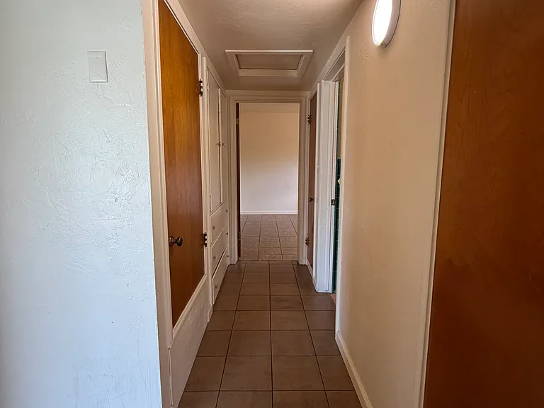 2038 E Ashlan Ave — Photo 19