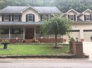106 Hidden Valley Rd, Chapmanville, WV 25508