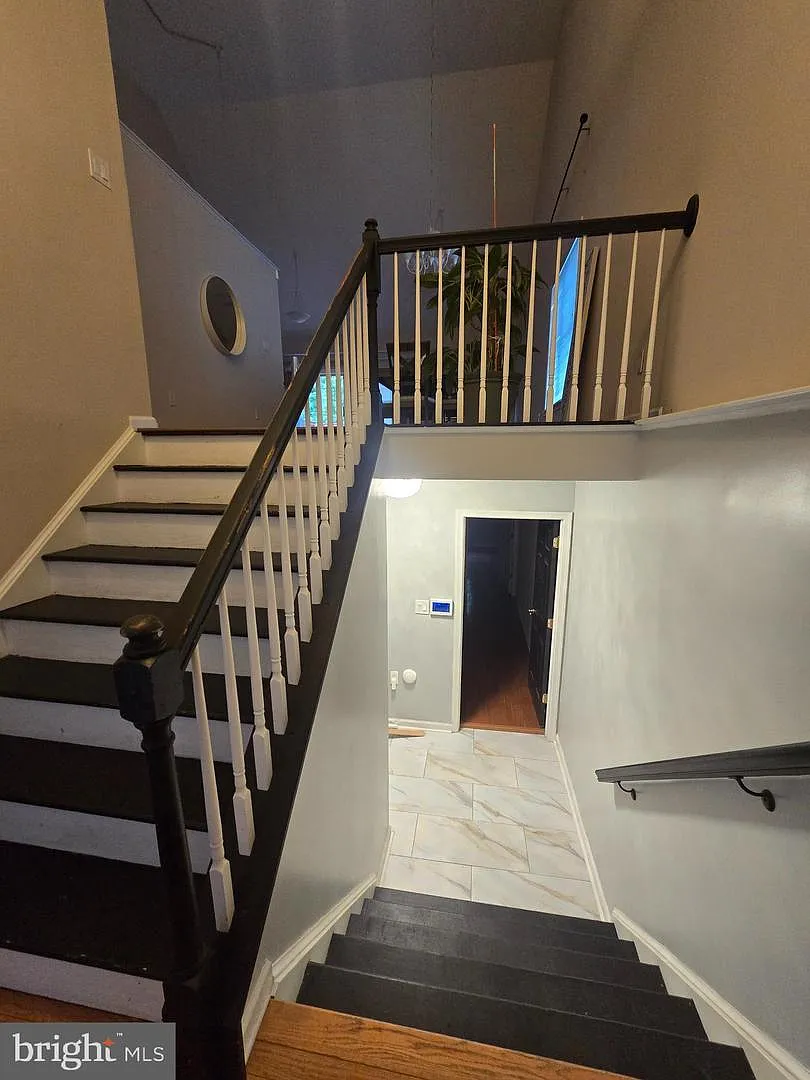 4 bed, 3436 sqft, $3,599 — Photo 2