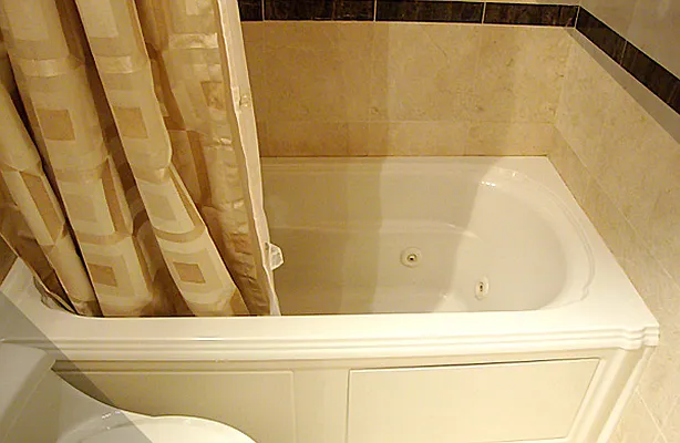 Rented by WAM Partners - William Moses Co. | media 40