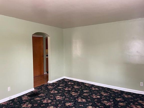5th image of 509 Garvey Ave