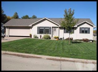 1504 E 18th St, Atlantic, IA 50022