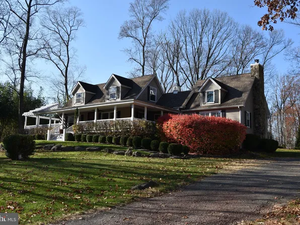 641 Center Hill Rd, Upper Black Eddy, PA 18972