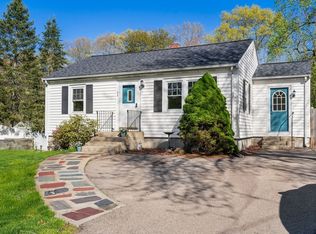 50 Hoover Rd, Walpole, MA 02081
